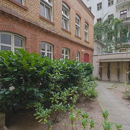 Quiet Courtyard Apartment Берлин Экстерьер фото